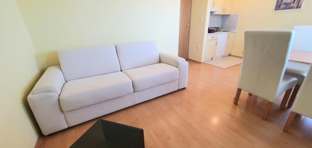 Apartments Oaza, Vrsi Mulo Buitenkant foto